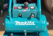 Máy nén khí dùng pin 40V Makita AC001GZ